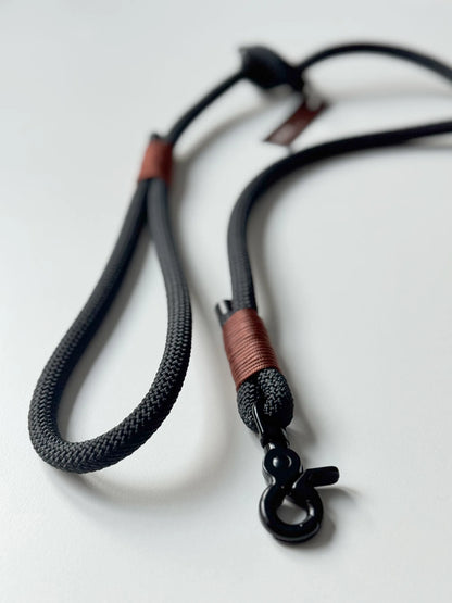 Smycz linowa 10 mm, 2 m, czarna z brązowymi akcentami