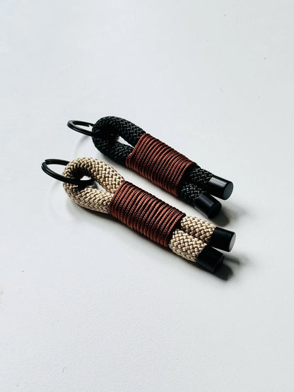 Breloki z liny, różne kolory