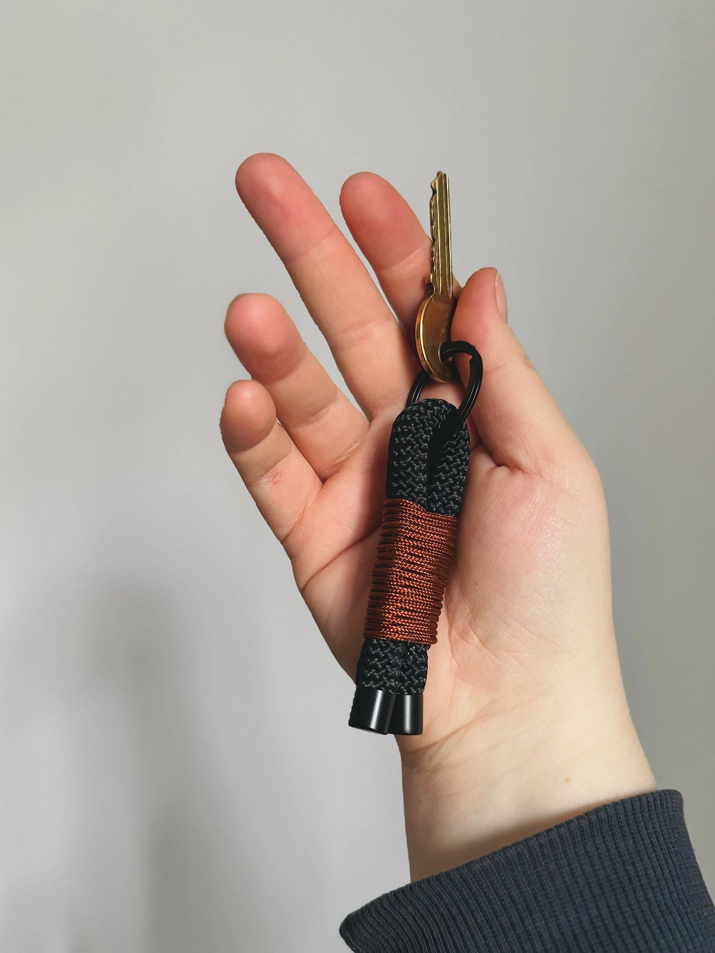 Breloki z liny, różne kolory