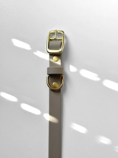 Obroża z Biothane dla psa z klamrą, Ciepła szarość